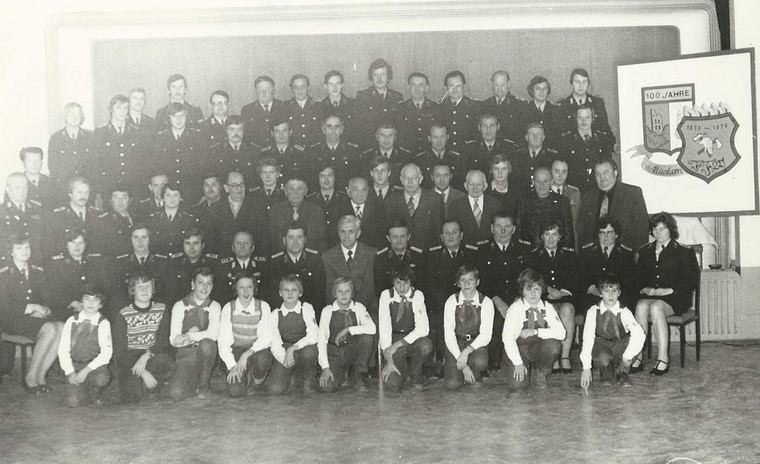 Gruppenfoto zum 100-jährigen Jubiläum
